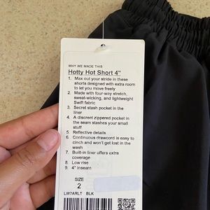 Lululemon hotty hot shorts 4”
